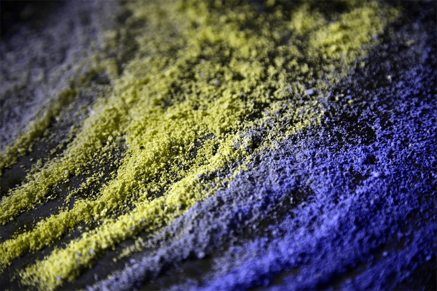 患有红色盲的人看到的彩虹沙。